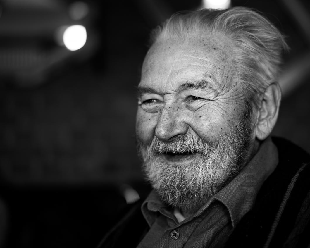 Foto ouderenmishandeling aangenomen.jpg