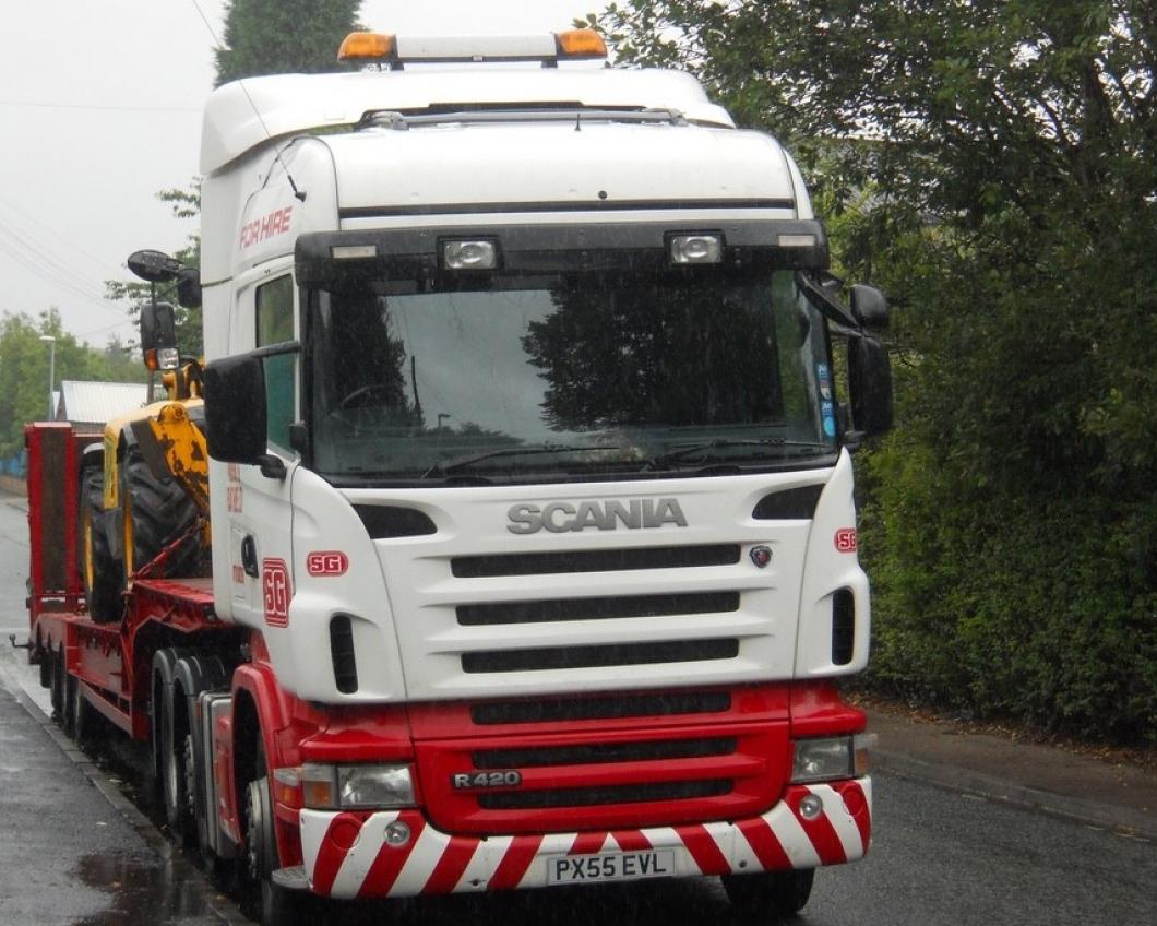 trucks aangepast.jpg